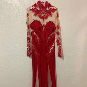 Elegant Red Lace Illusion Evening Dress